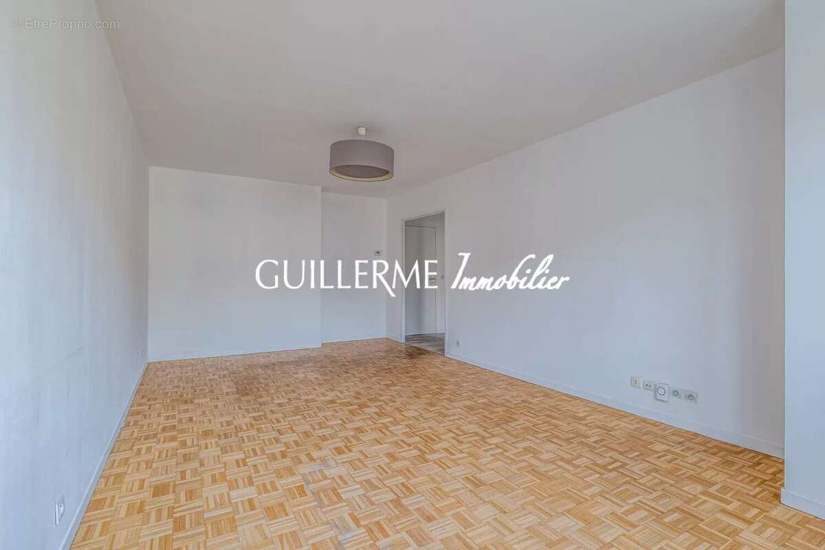 Appartement à LYON-9E