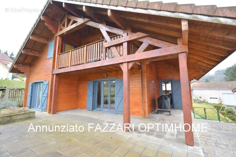 Maison à CHARENCY-VEZIN