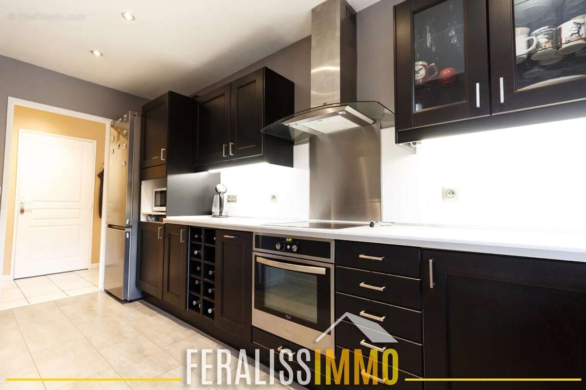 Appartement à VAUX-SUR-SEINE