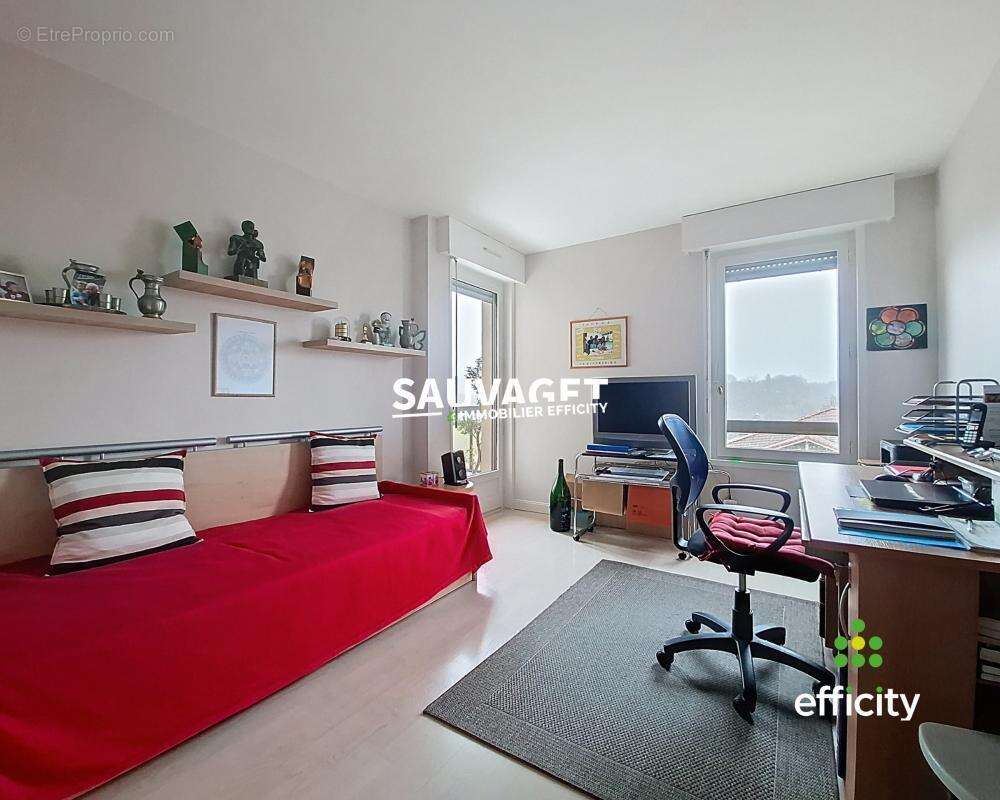 Appartement à REIGNIER