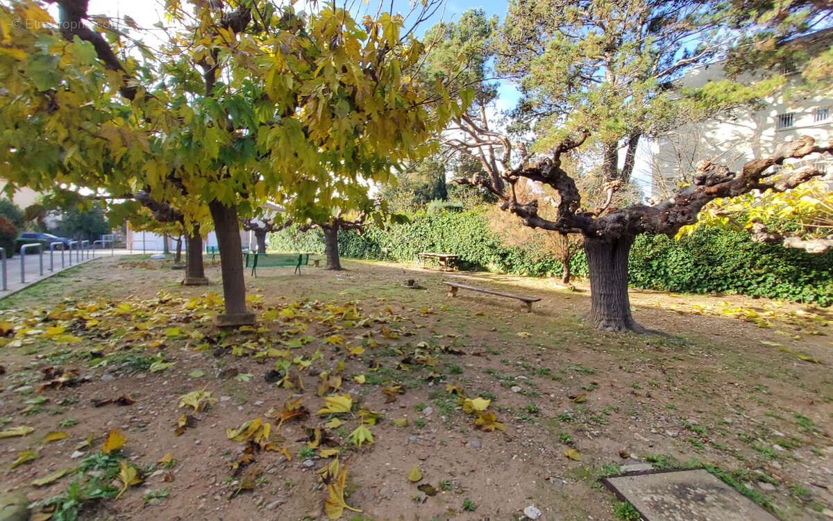 Appartement à CUERS