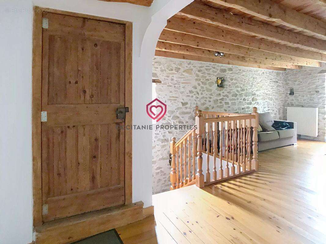 Maison à LA POMAREDE