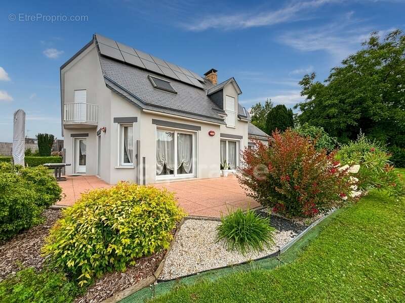 Maison à LE NEUFBOURG