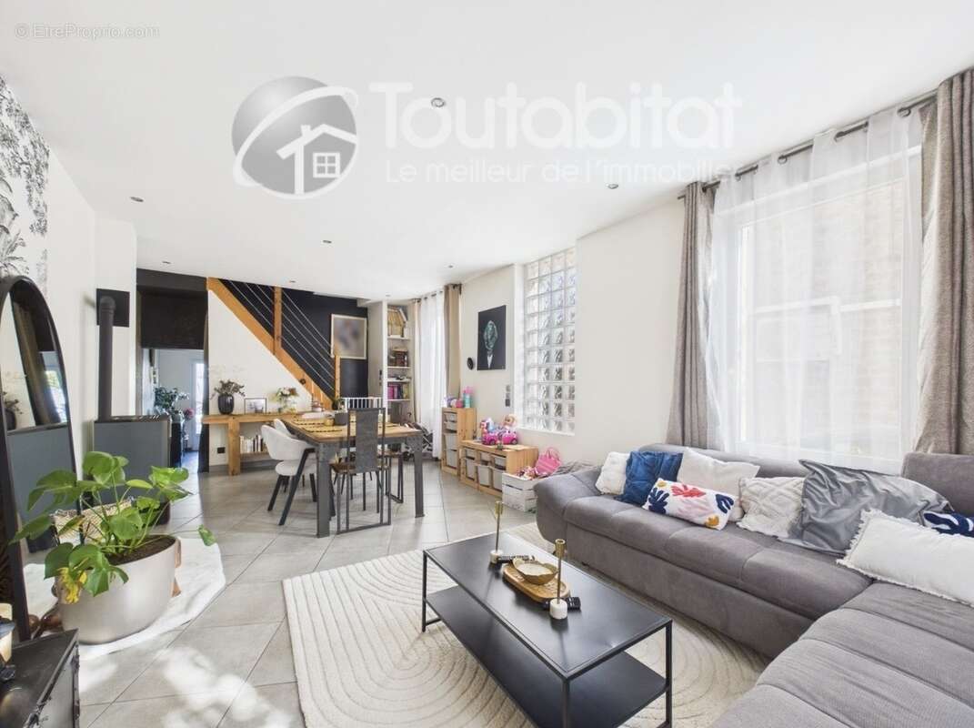 Maison à CHARLEVILLE-MEZIERES