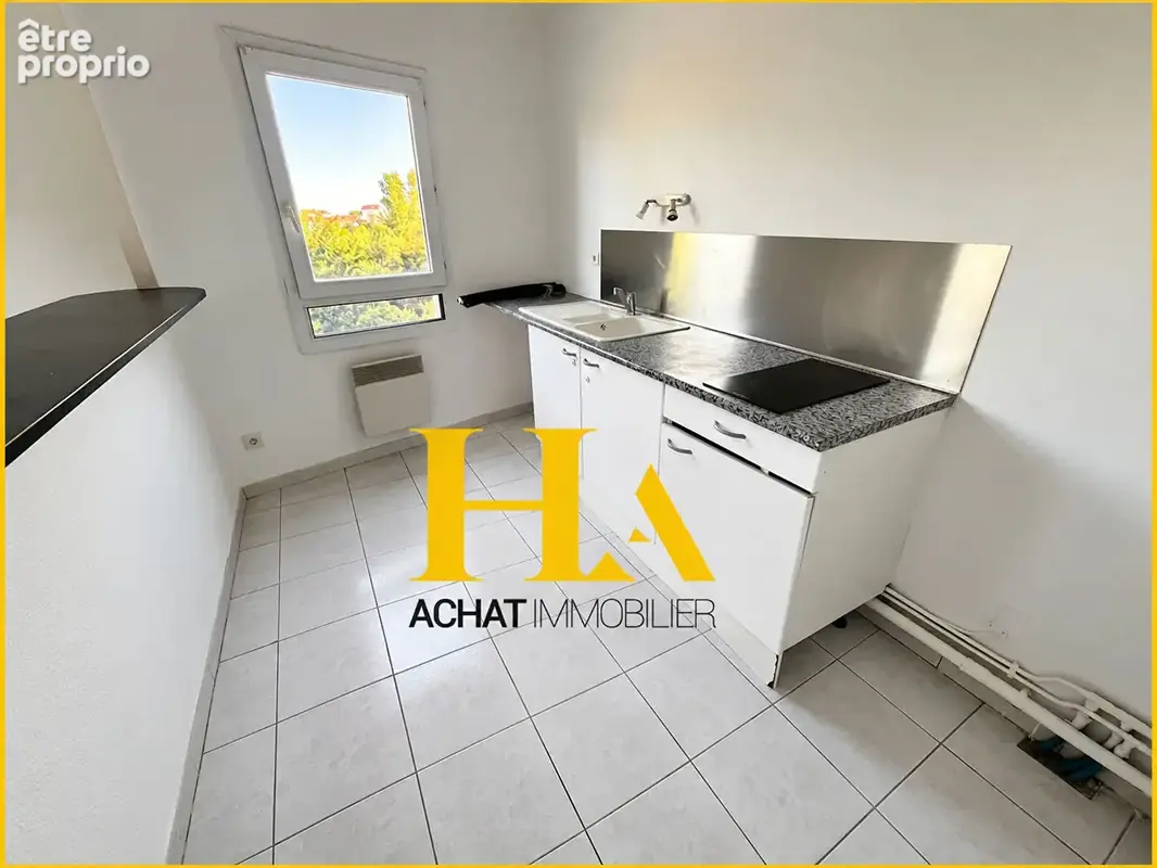 À vendre - appartement t2 de 45 m² avec parking - centre-ville de perpignan ( dept 66) - photo 4