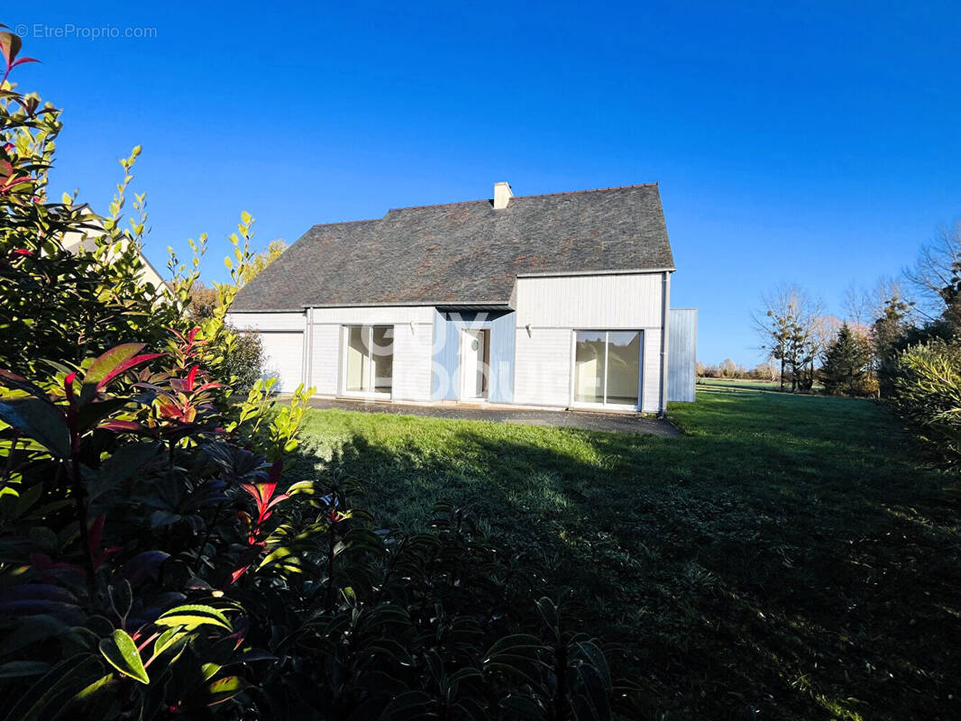 Maison à LA GOUESNIERE