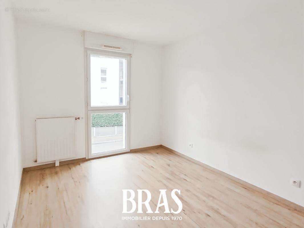 Appartement à REZE