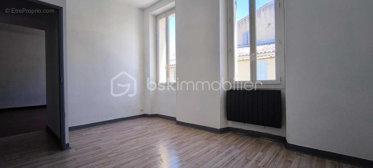 Appartement à CHARLEVAL