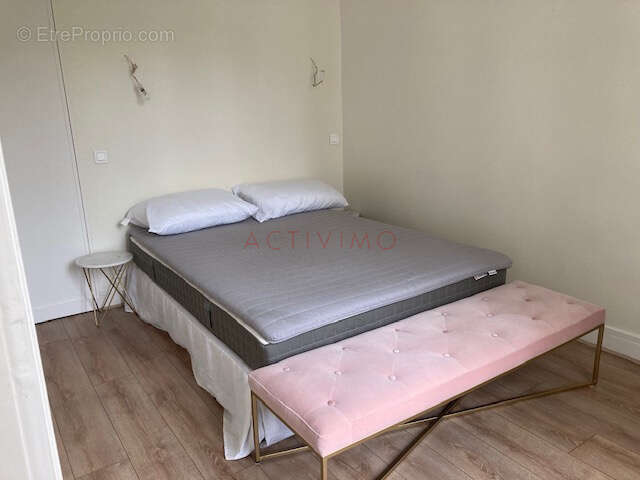 Appartement à PARIS-7E