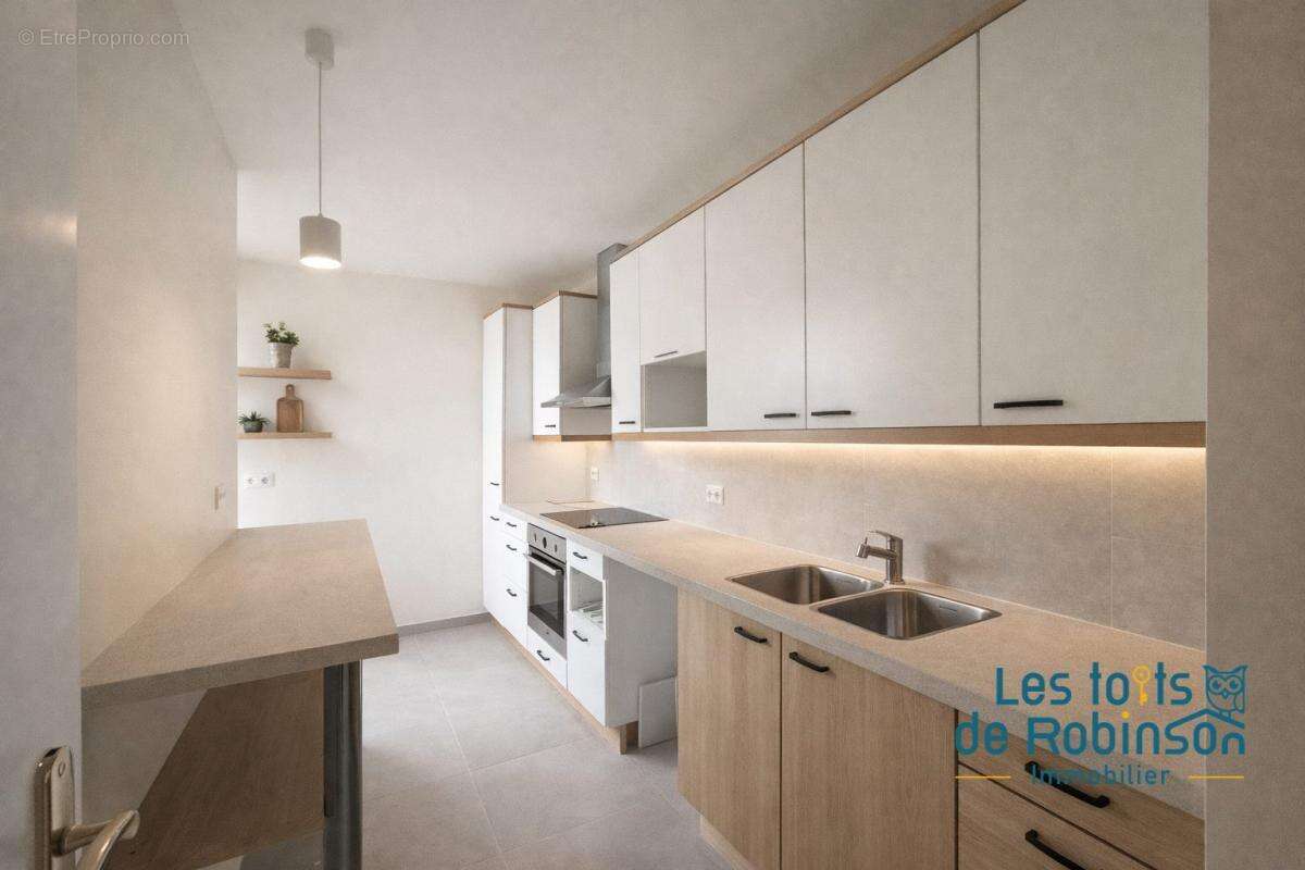 Appartement à LE PLESSIS-ROBINSON