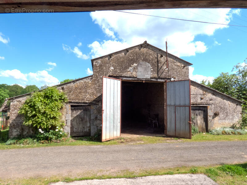 Maison à SAINT-VINCENT-SUR-GRAON