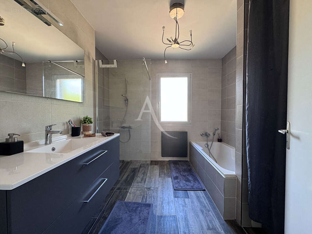 Magnifique propriété de plain-pied- 85190 Venansault - photo 9