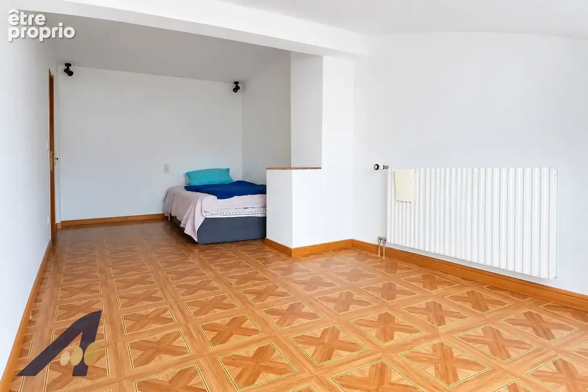 A vendre en exclusivité à Bart, belle maison mitoyenne familiale au calme avec jardin sans vis-à-vis - photo 8
