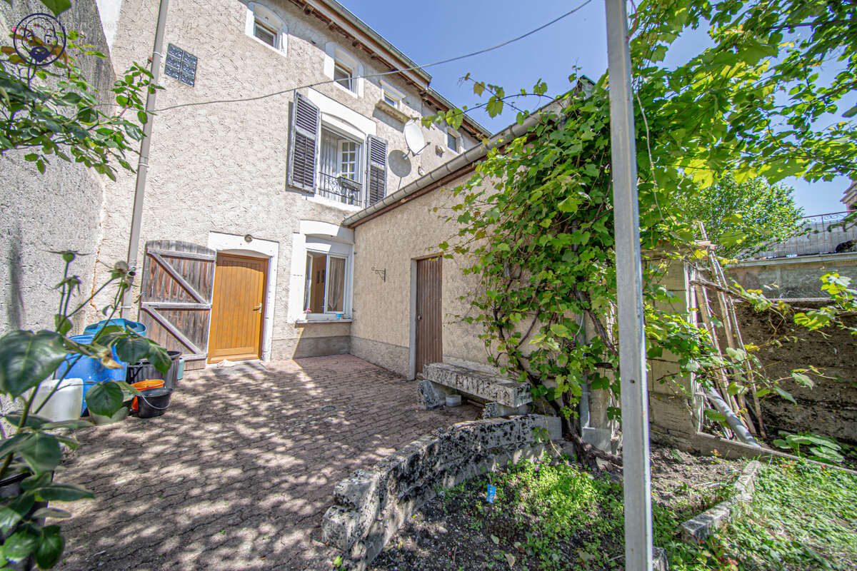 Maison à LIGNY-EN-BARROIS