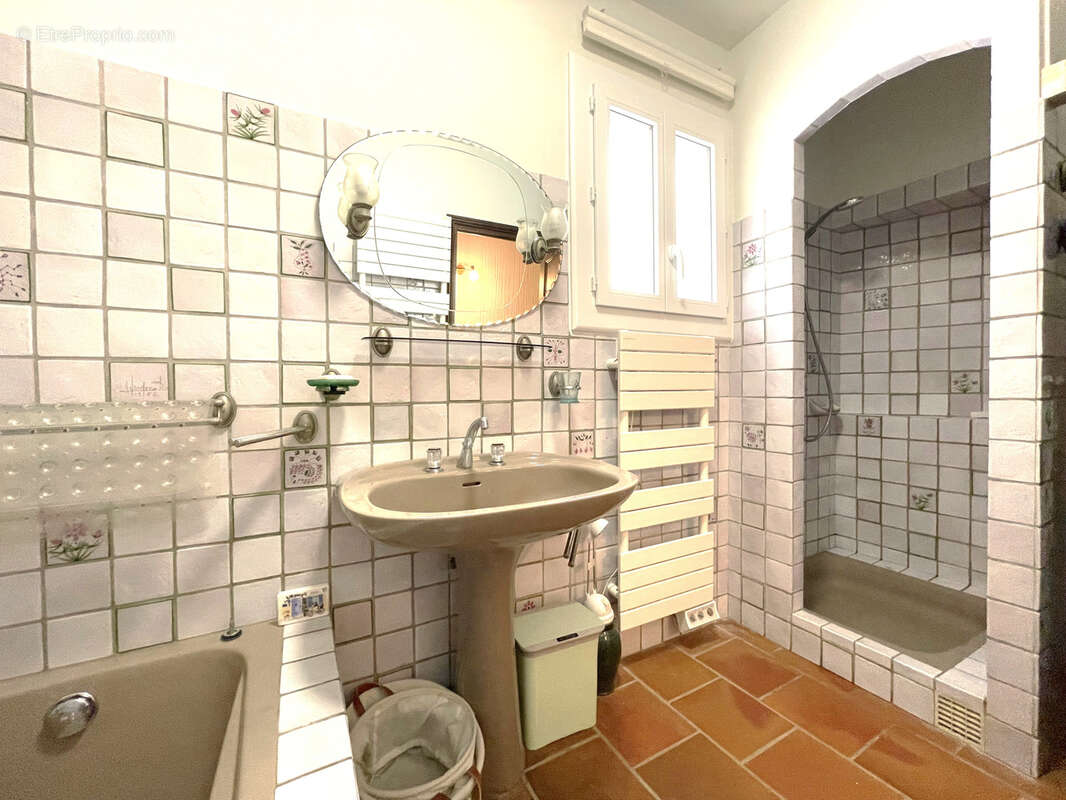 Maison à LA LONDE-LES-MAURES