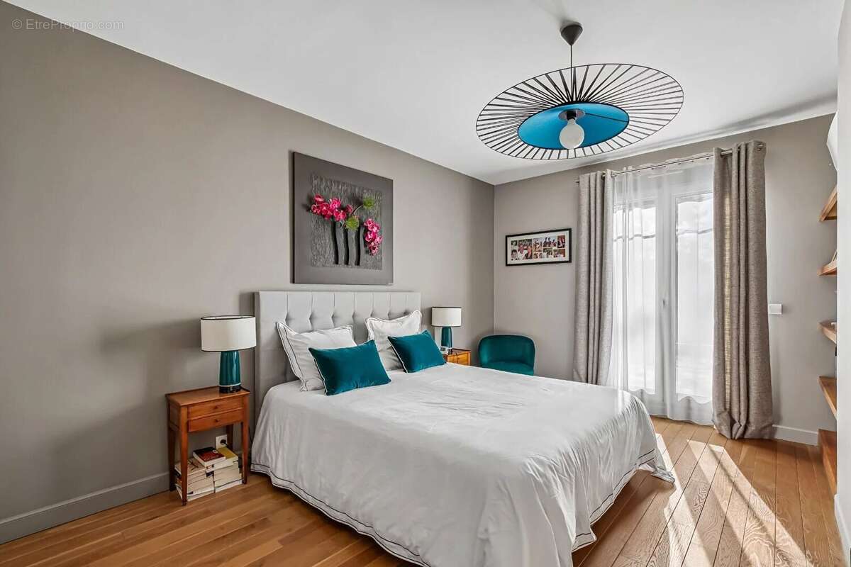 Le vesinet 4 min rer, propriete contemporaine 256 m² - terrain 1202 m² - belles prestations - photo 9