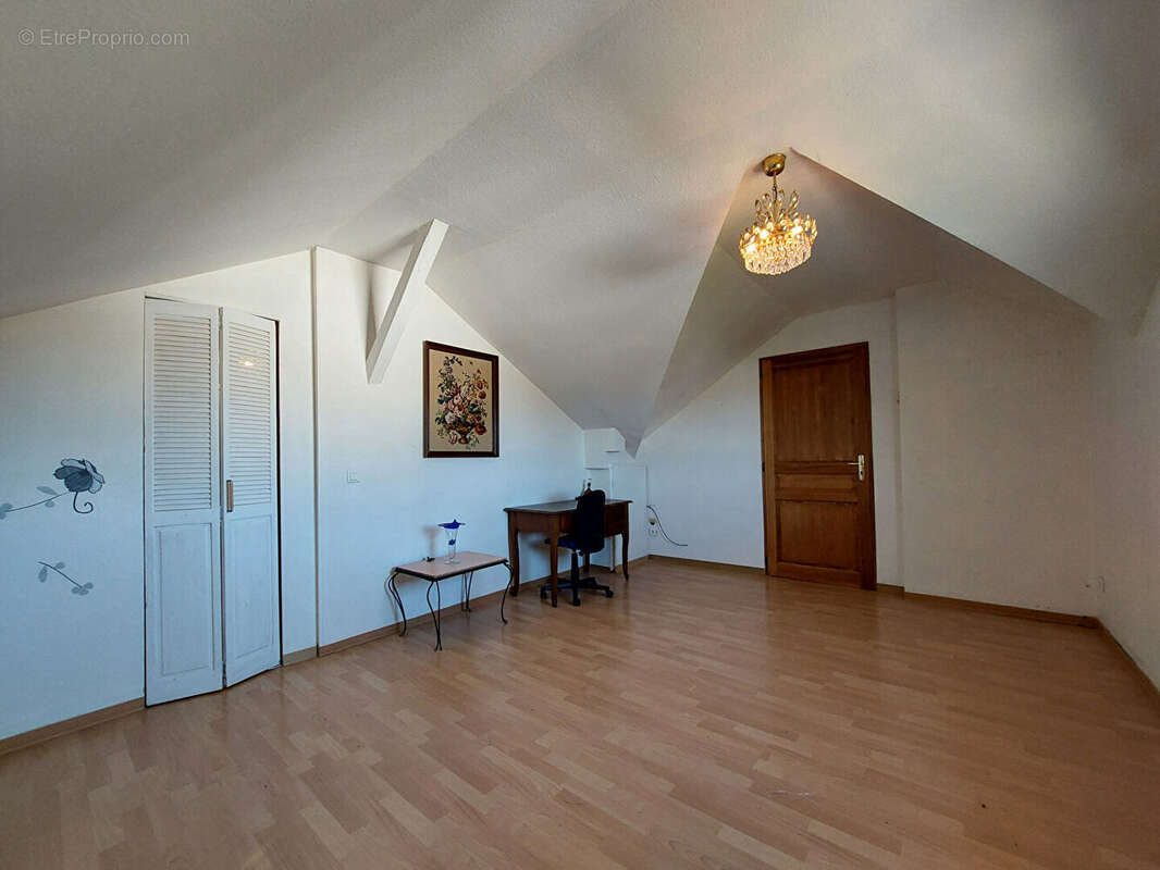 Maison Henridorff 9 pièce(s) 289 m2 - photo 6