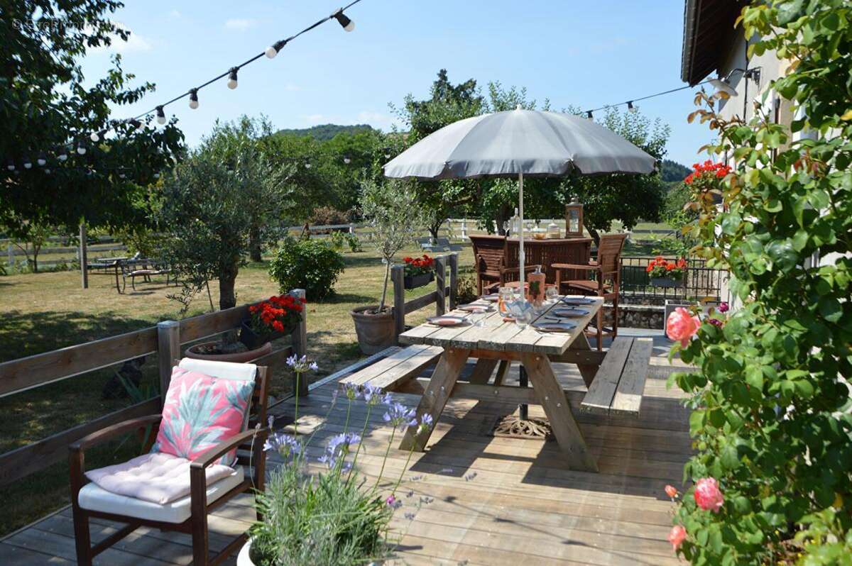 Propriété avec 2 maisons, dépendances et terrain sans vis-à-vis Montmort 260 m2 - photo 10