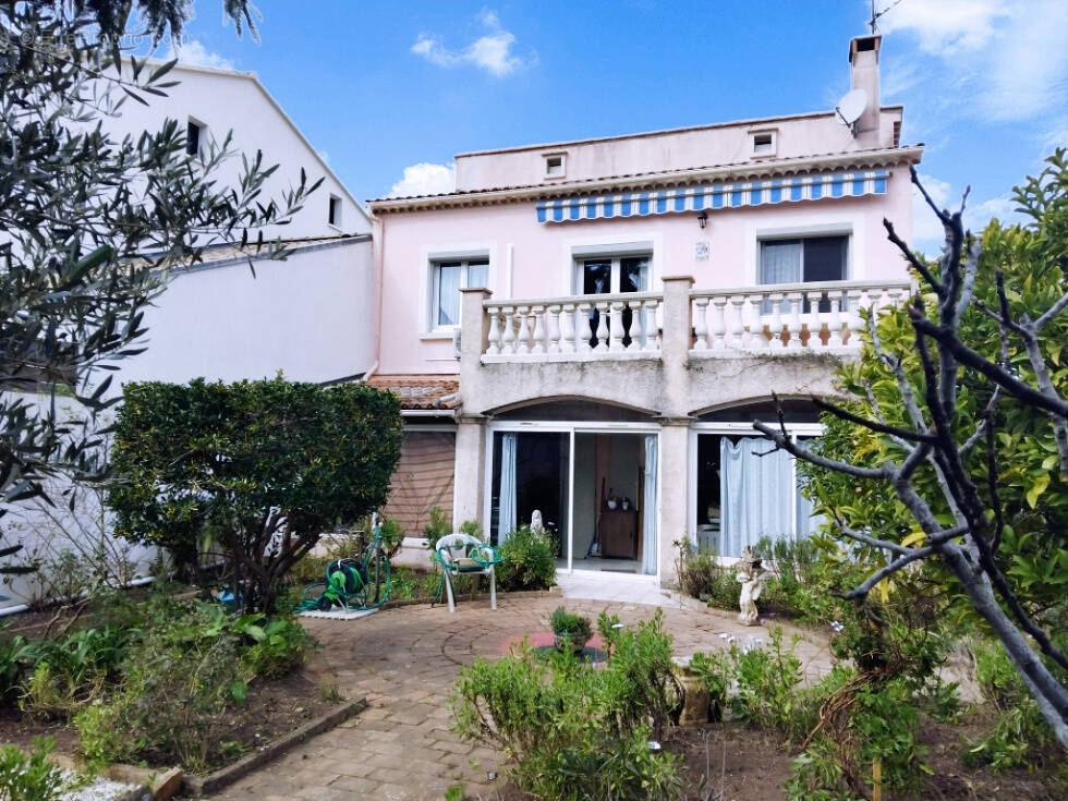Maison à HYERES