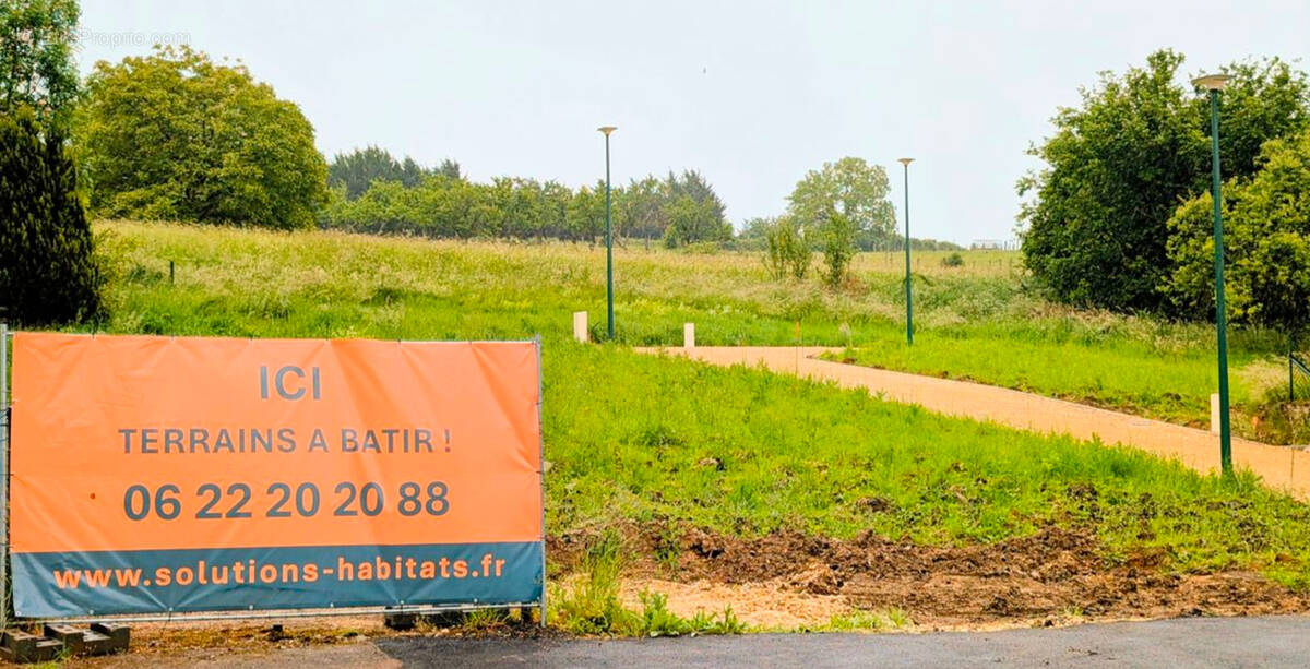 Terrain à MAZERULLES