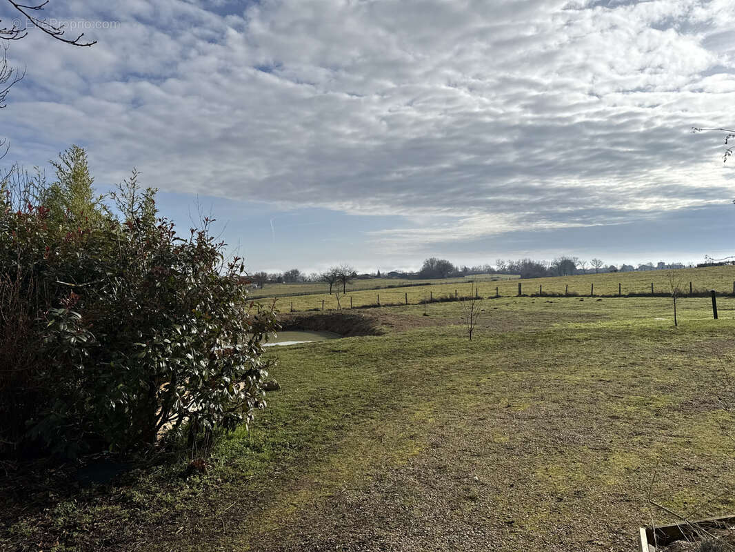 Maison à SAINT-JULIEN-D'ODDES