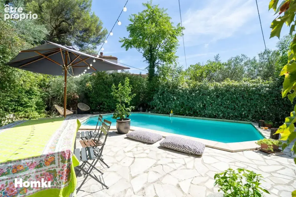 Maison à VILLENEUVE-LES-AVIGNON