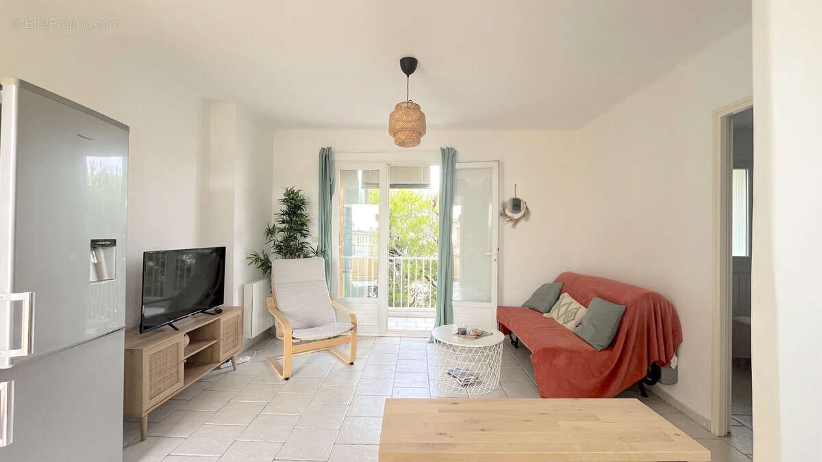 Appartement à SIX-FOURS-LES-PLAGES