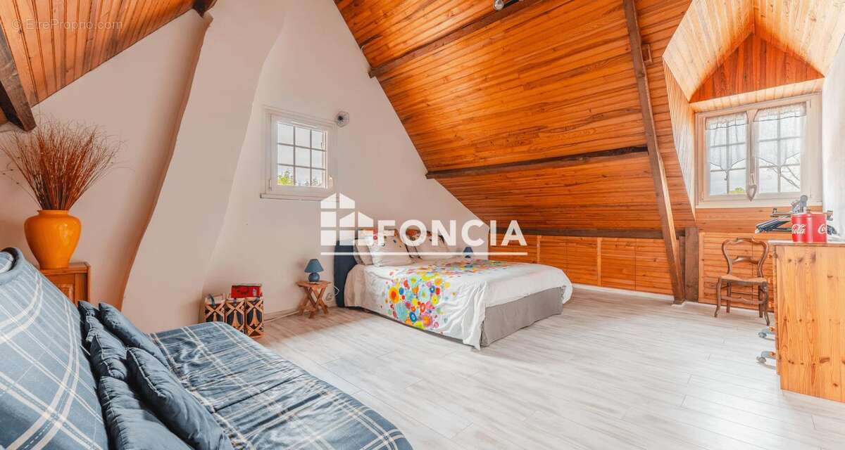 Maison à SAINT-BARTHELEMY-D&#039;ANJOU