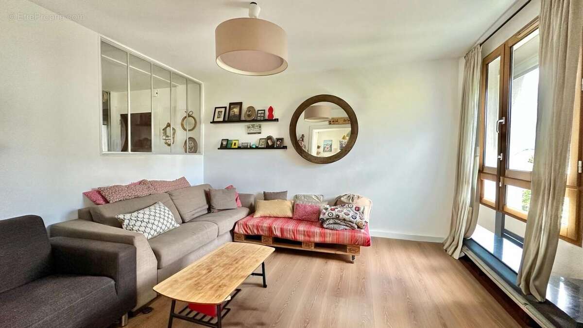 Appartement à MEYTHET