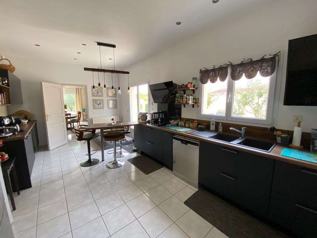 Maison à LES MATHES