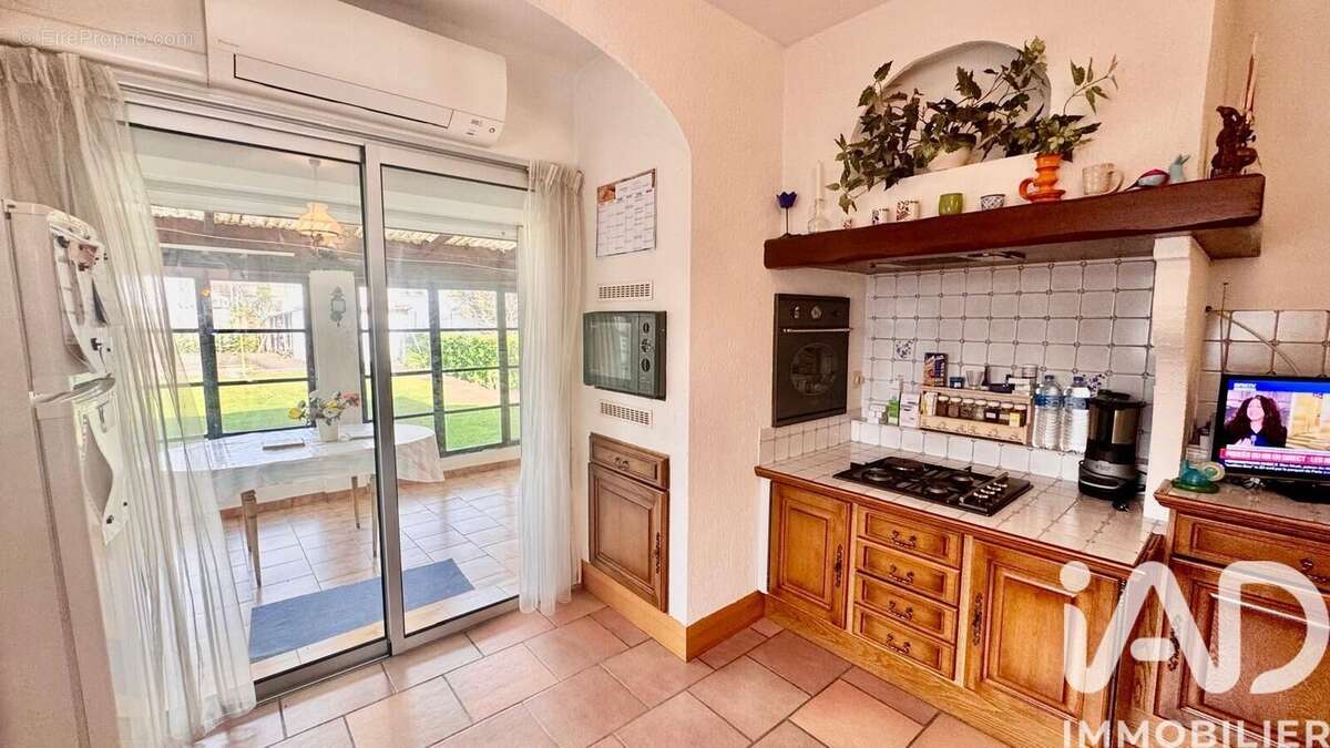 Photo 2 - Maison à ARLES