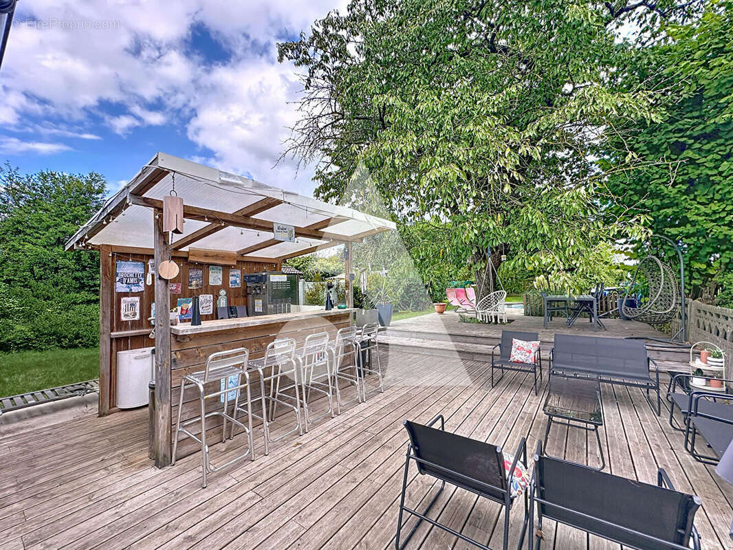 Maison à SAINT-AMAND-LES-EAUX