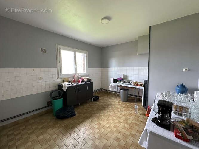 Maison 140 m² à Manzat  - photo 5