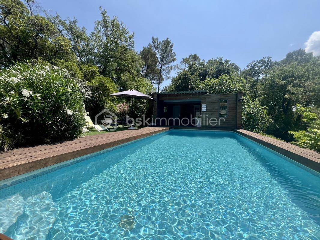 Maison à SAINT-PAUL-EN-FORET