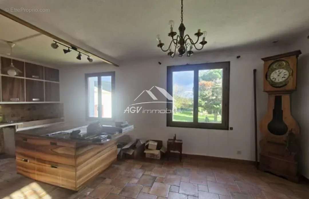 Maison à SAINT-FLORENT-SUR-AUZONNET