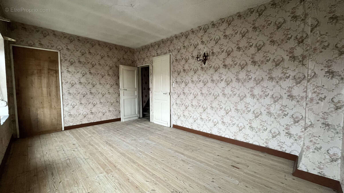 Appartement à VERMELLES