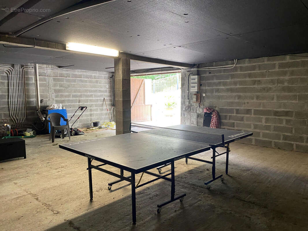 SOUS SOL - Maison à BROSSAC