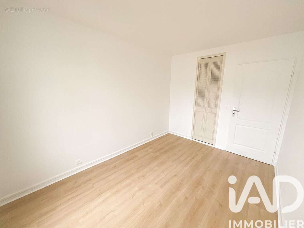 Photo 7 - Appartement à POISSY