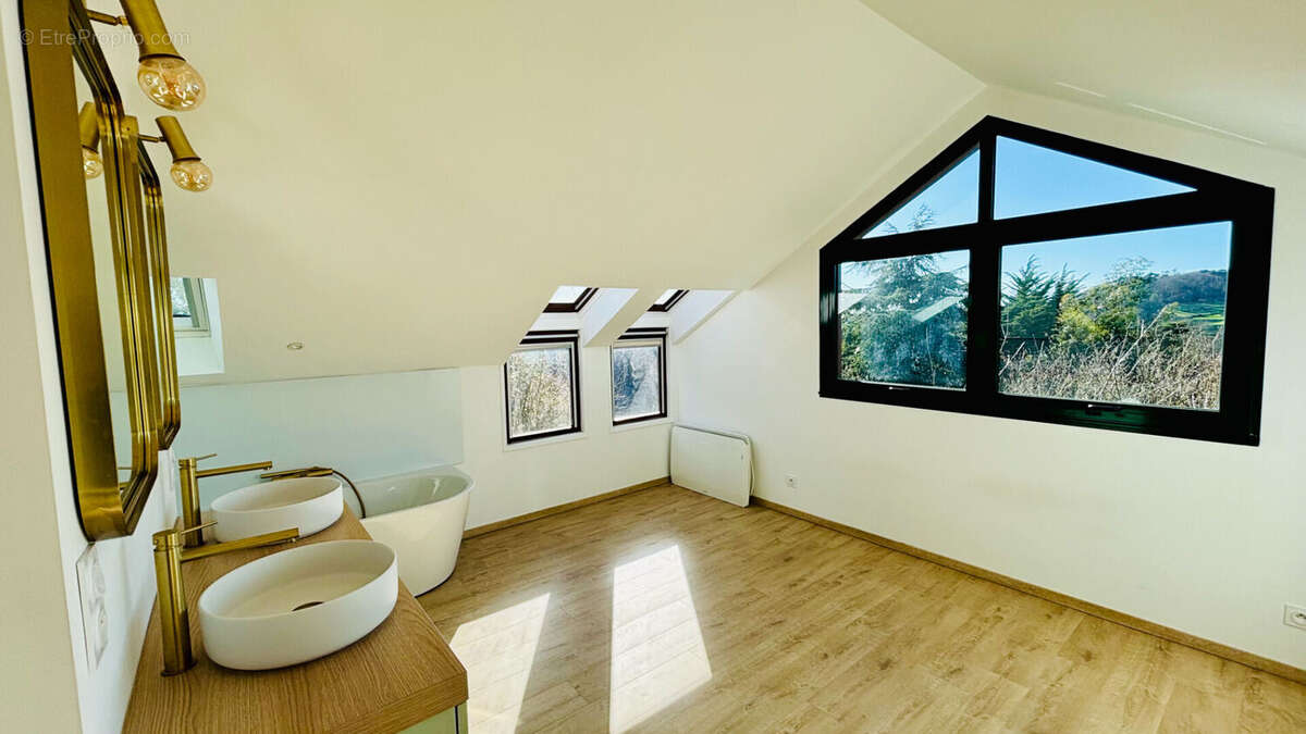 Maison à LA ROCHE-BERNARD