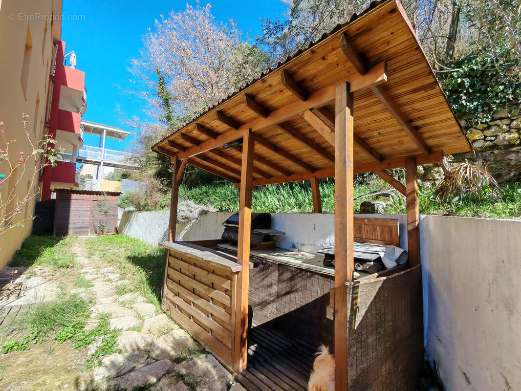 Appartement à PEILLE