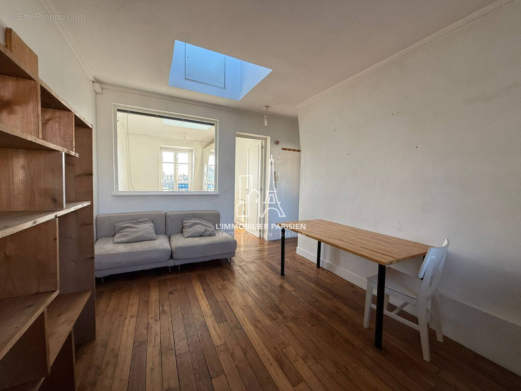 Appartement à PARIS-18E