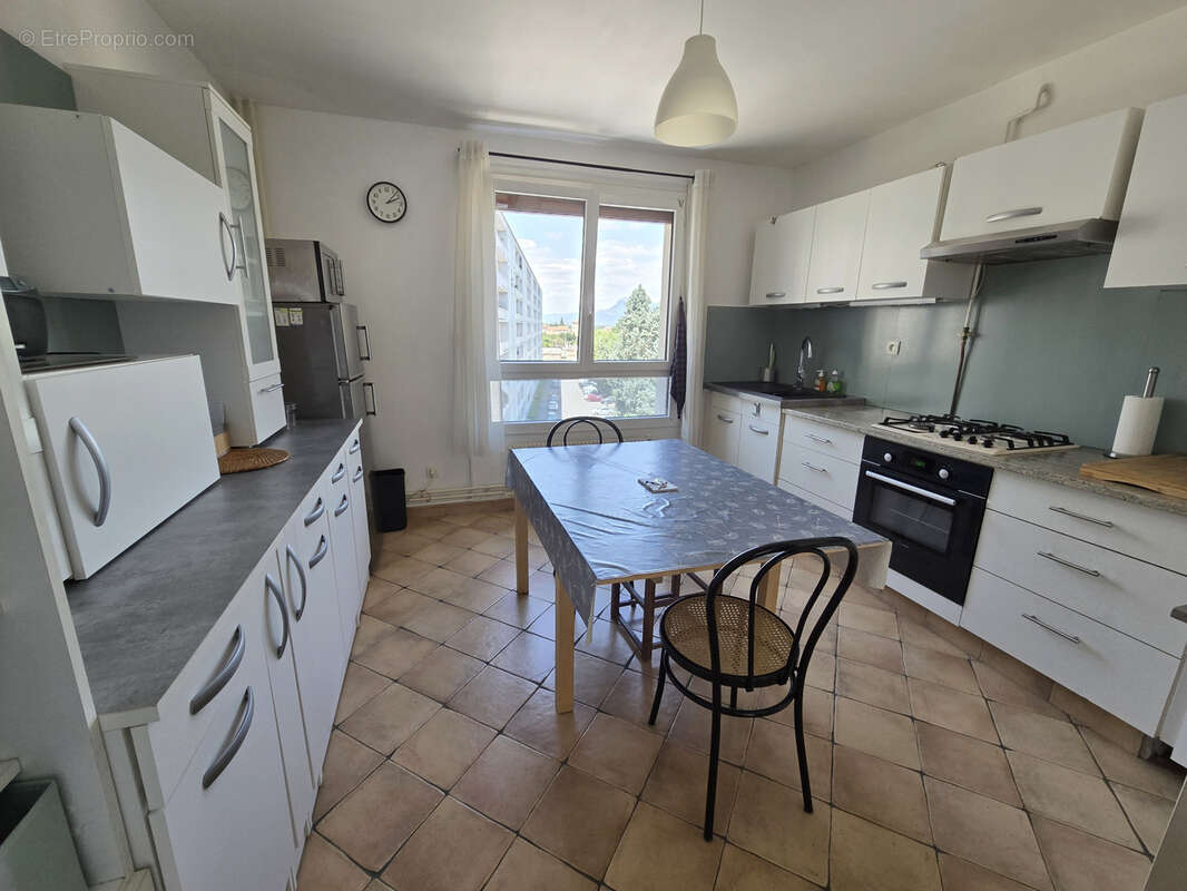 Appartement à SASSENAGE