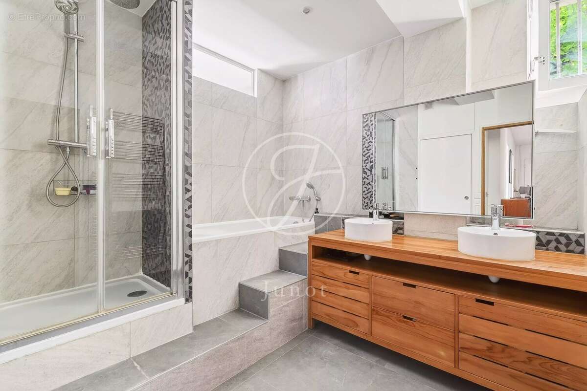 Appartement à SAINT-CLOUD