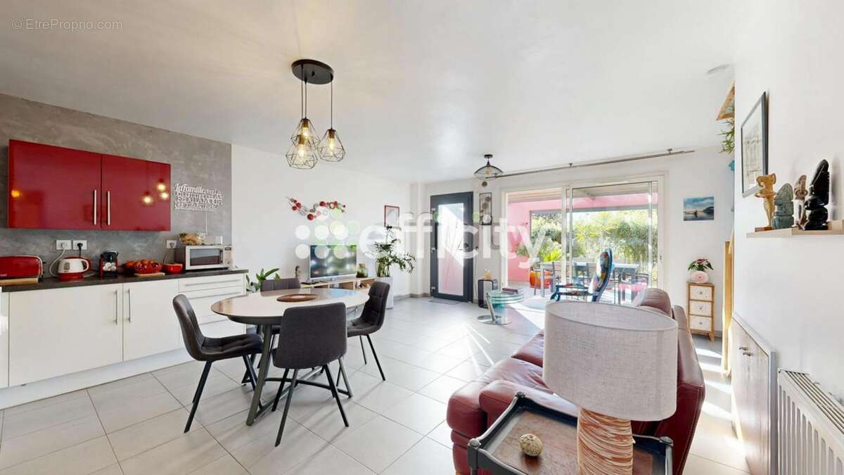 Maison à SAINT-ORENS-DE-GAMEVILLE