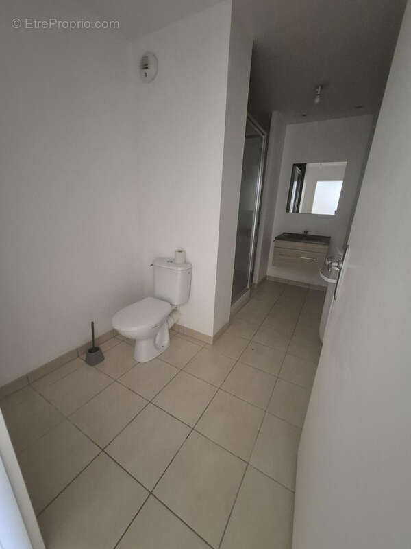 CORNICHE - T2 avec terrasse - Garage - photo 10