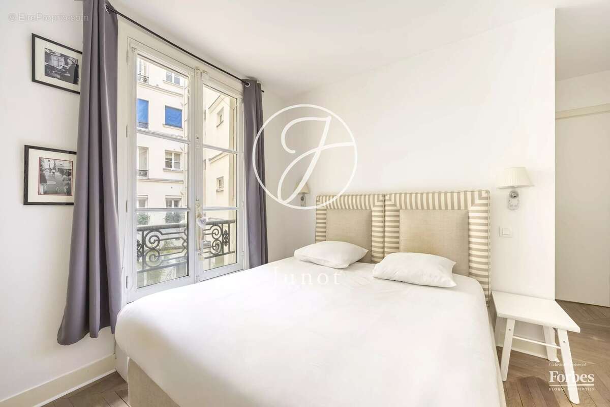 Appartement à PARIS-6E