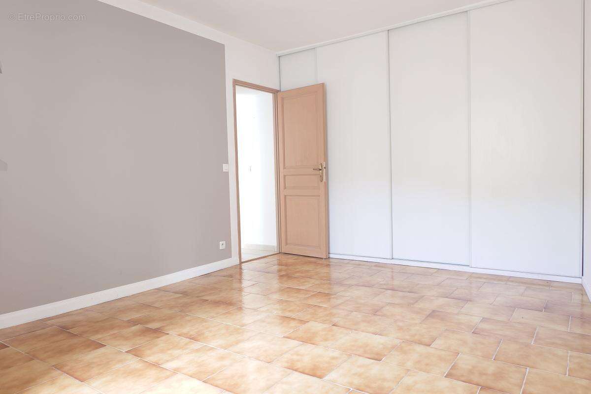 Appartement à VILLARS-SUR-VAR