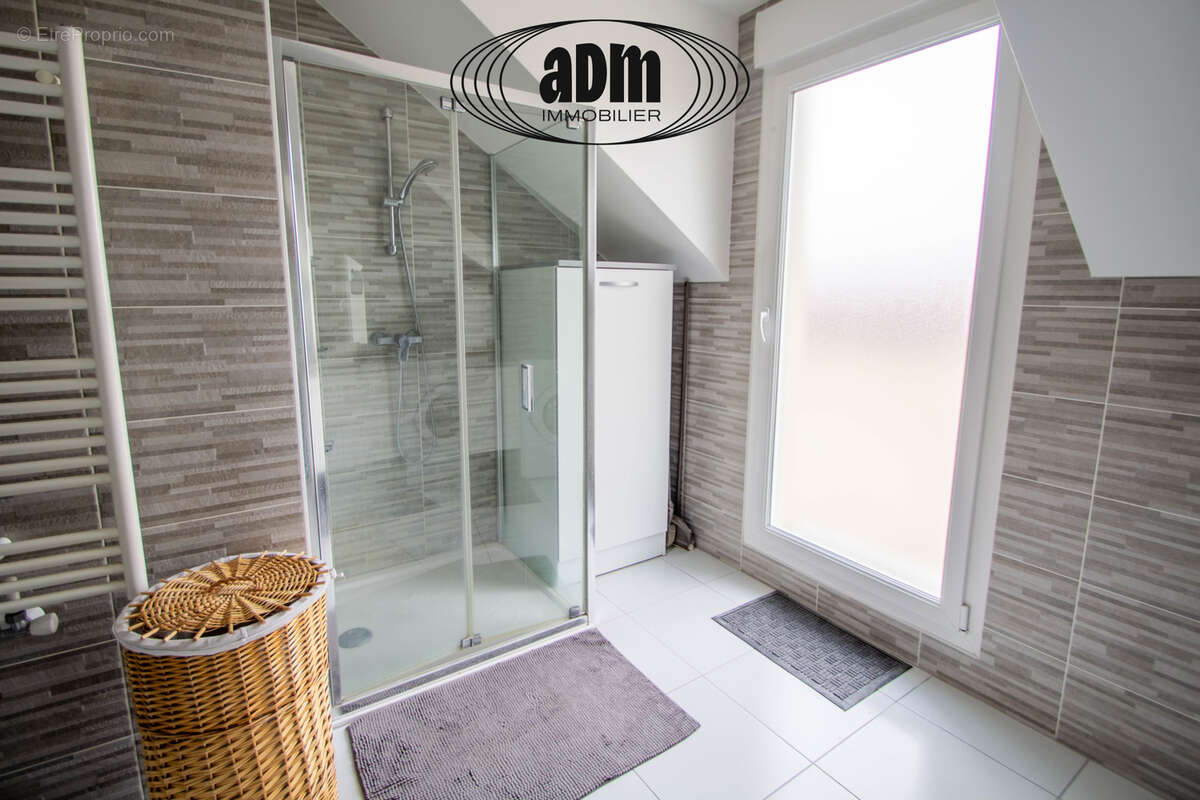 Appartement à CHESSY