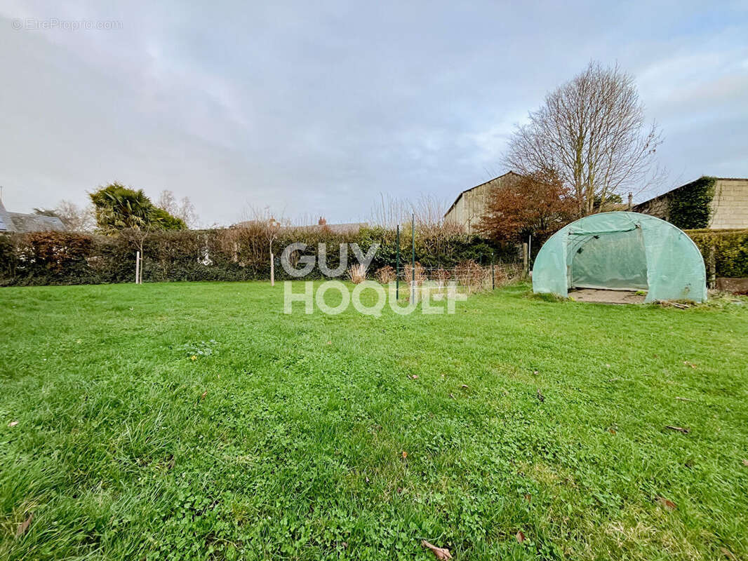 Maison à CONDE-SUR-NOIREAU