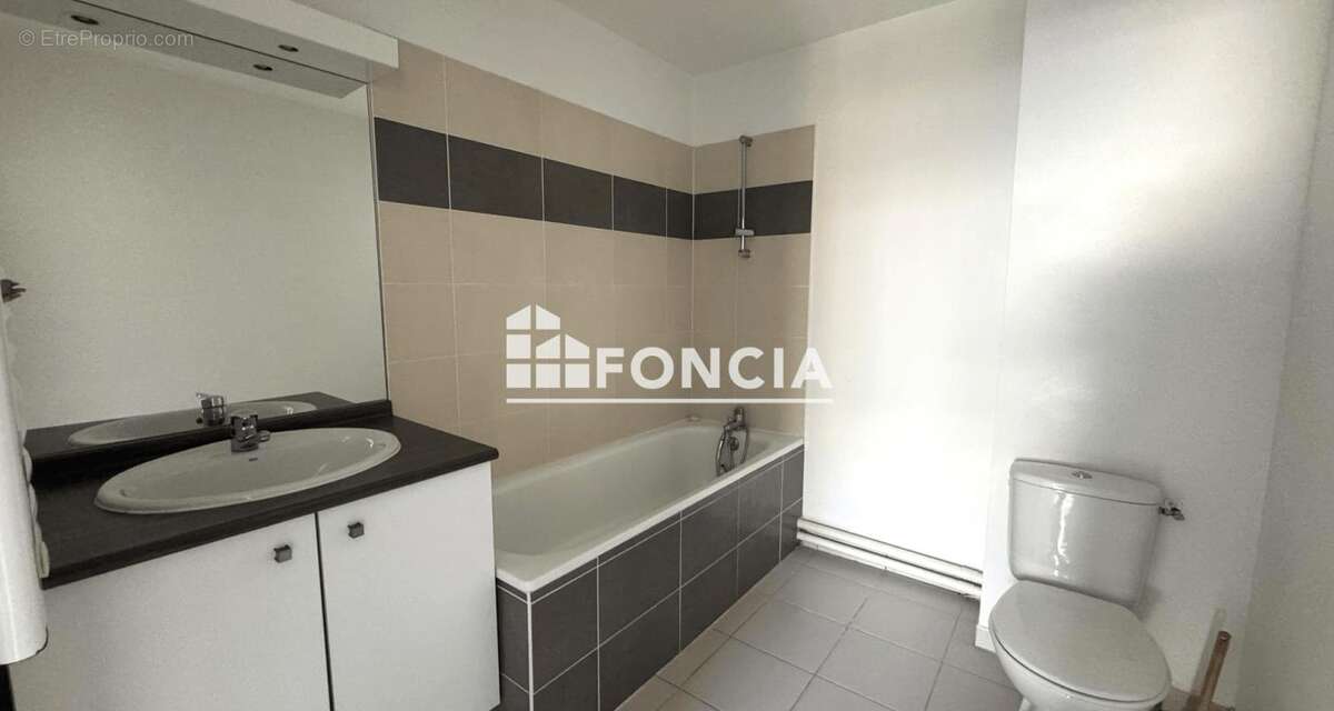 Appartement à AMBES
